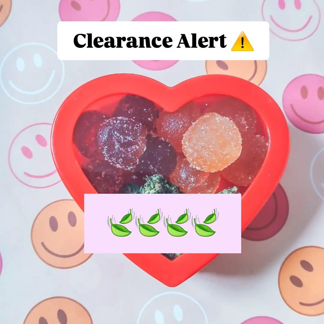 Clearance Heart Boxes
